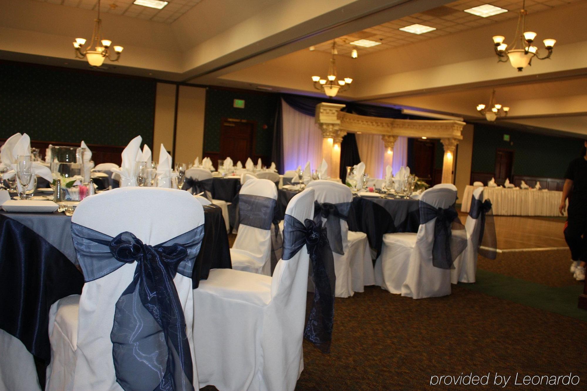 Holiday Inn Selma - Swancourt Extérieur photo
