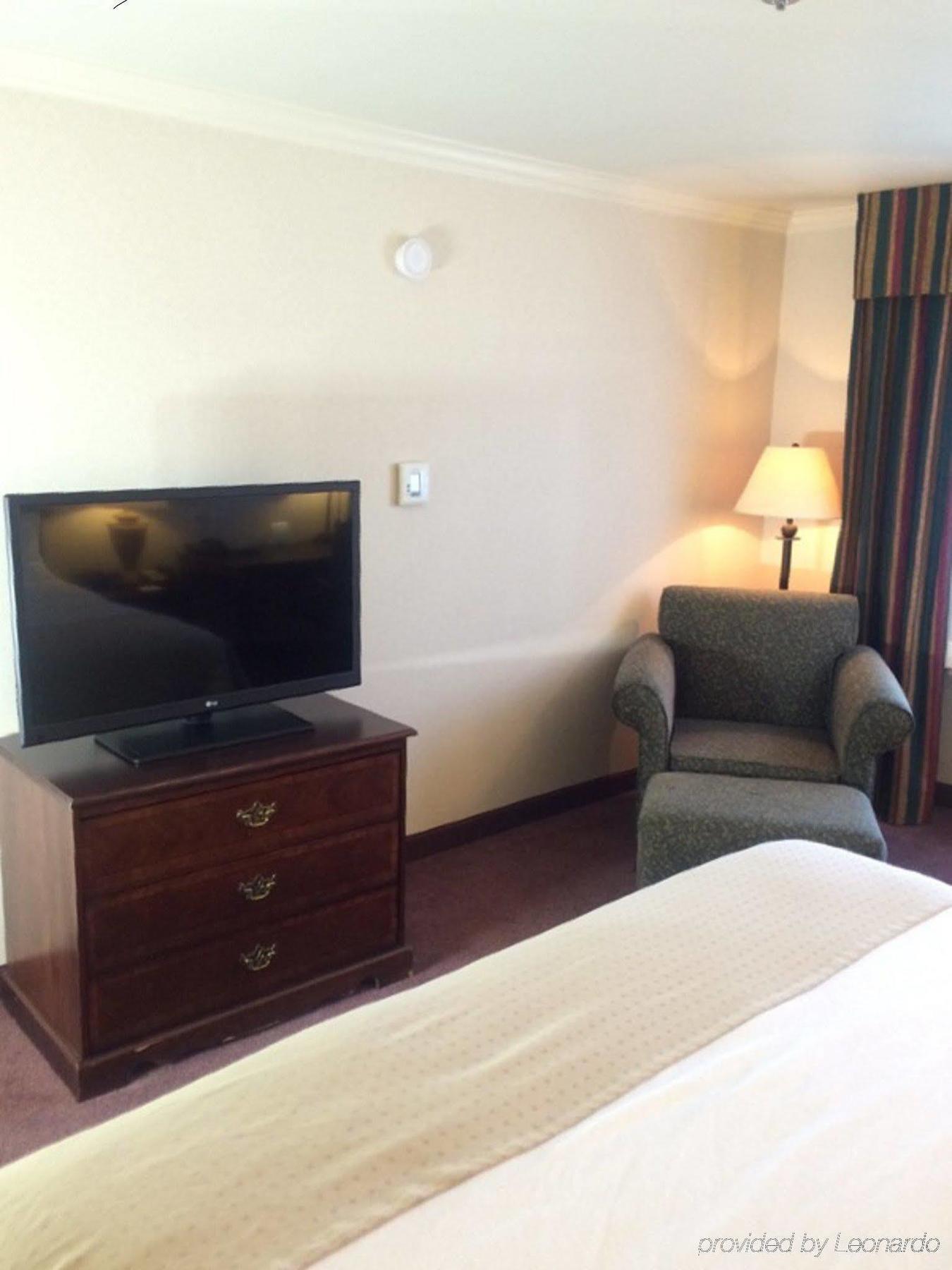 Holiday Inn Selma - Swancourt Extérieur photo