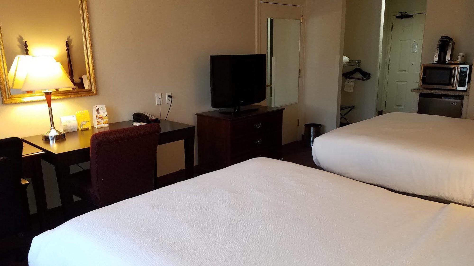 Holiday Inn Selma - Swancourt Extérieur photo