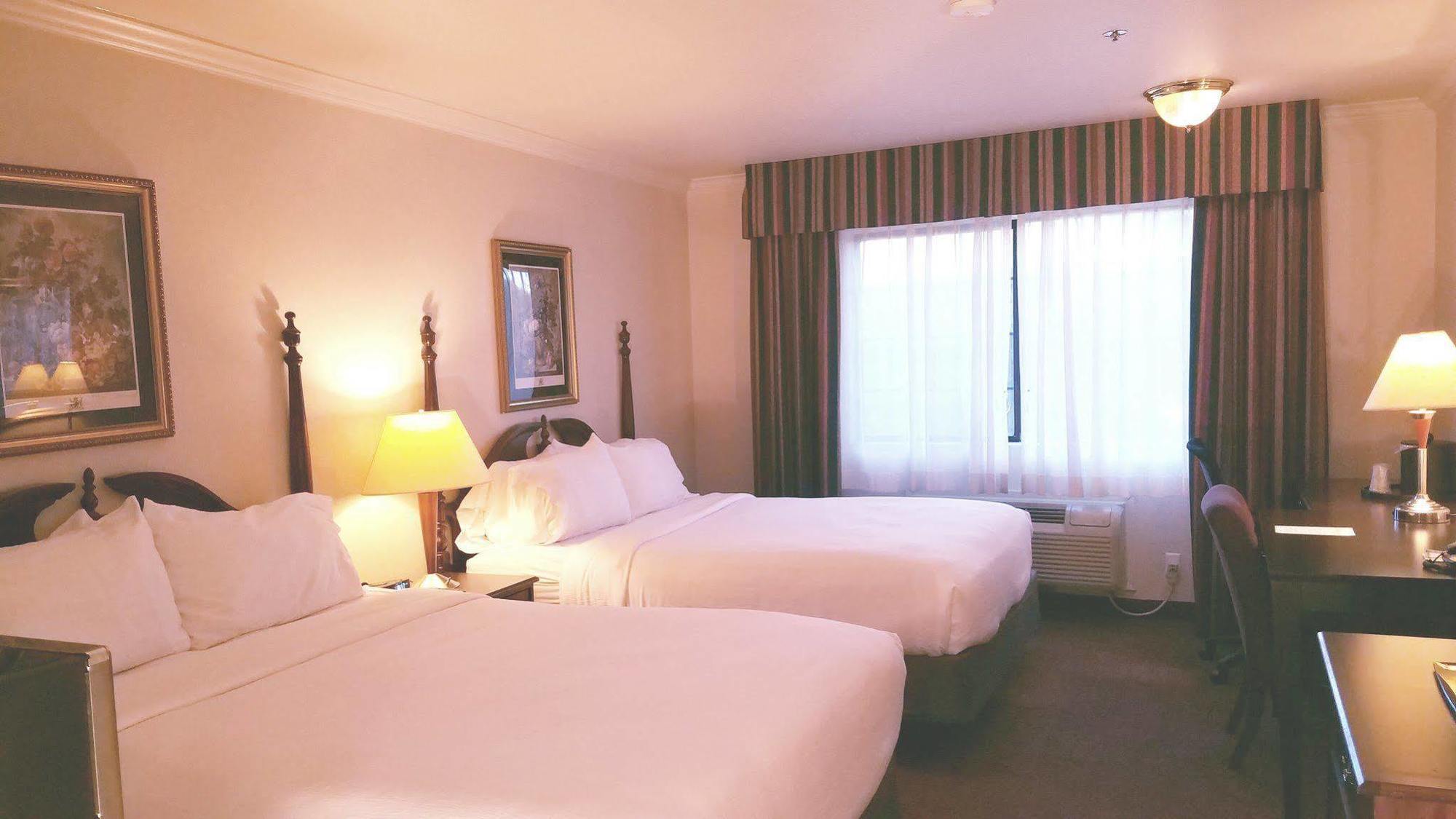 Holiday Inn Selma - Swancourt Extérieur photo